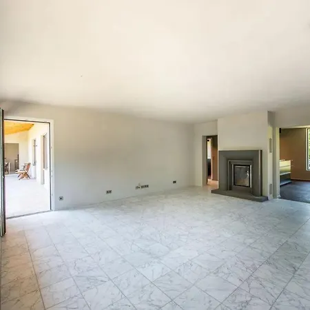 Villa 3 Schlafzimmer Im Denkendorf, Baden-wurttemberg Denkendorf